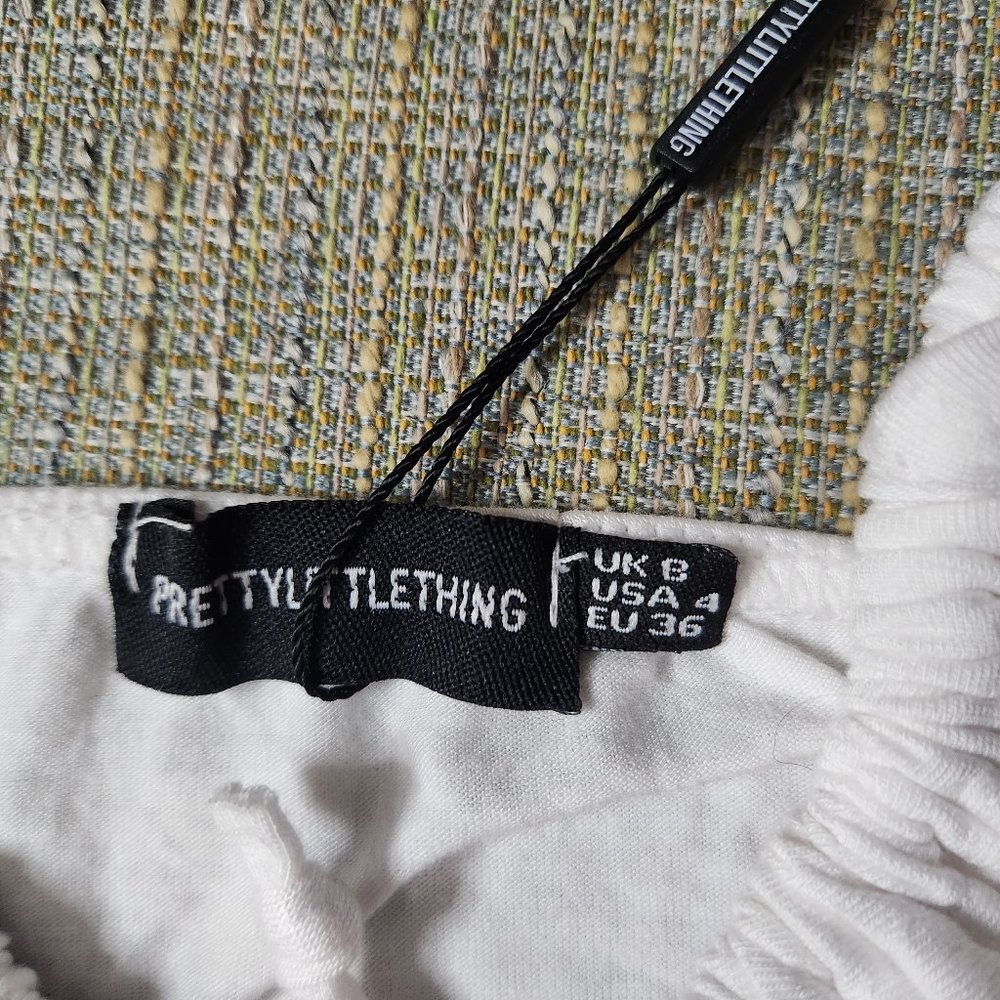 NWT Pretty Little Things Size 4 White Tie Halterneck Crop Top - Picture 8 of 9